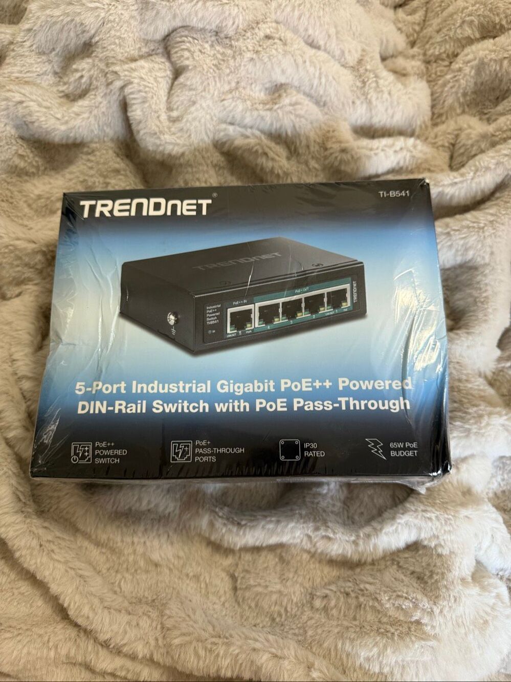TRENDnet 5 Port Industrial Gigabit PoE Powered DIN Rail Switch TI B541 New
